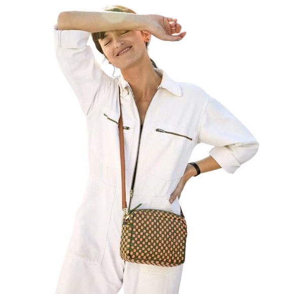 Clare V. Midi Sac Safari Green & Coral Woven Checker - Picture 4 of 4